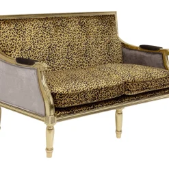 Sofa Regency Leo 135Cm